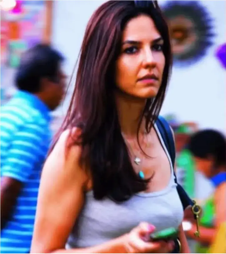 gauri-spratt-biography